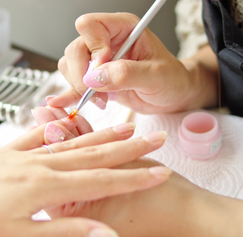 Deluxe Collagen “4 In 1” Manicure System